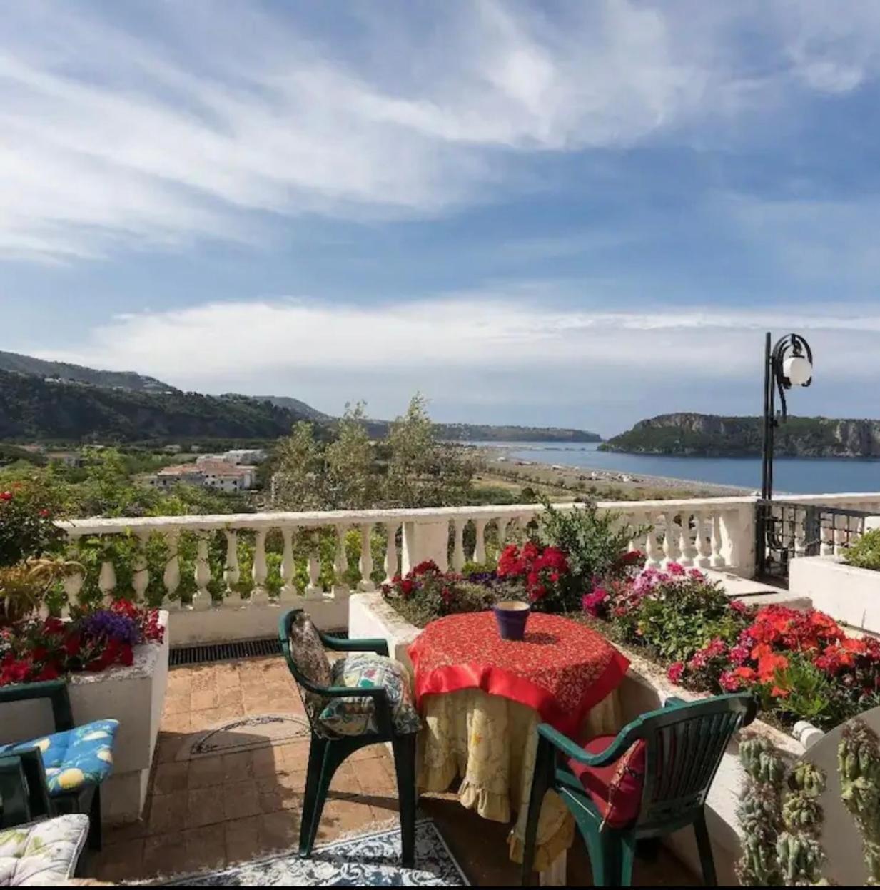 Appartamento Nel Fabbricato Denominato Il Castello Praia a Mare Exterior foto